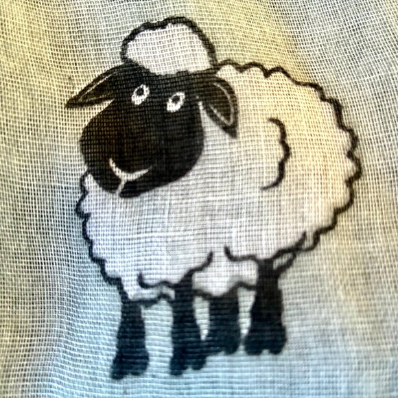 Extra Large Lightweight Viscose Gray Scarf SHEEP 45" x. 69" - Picture 11 of 13